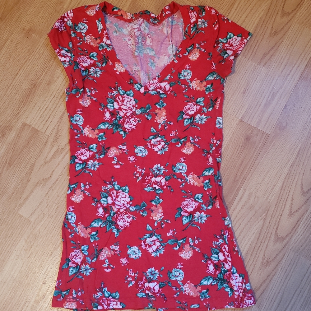 Floral tee